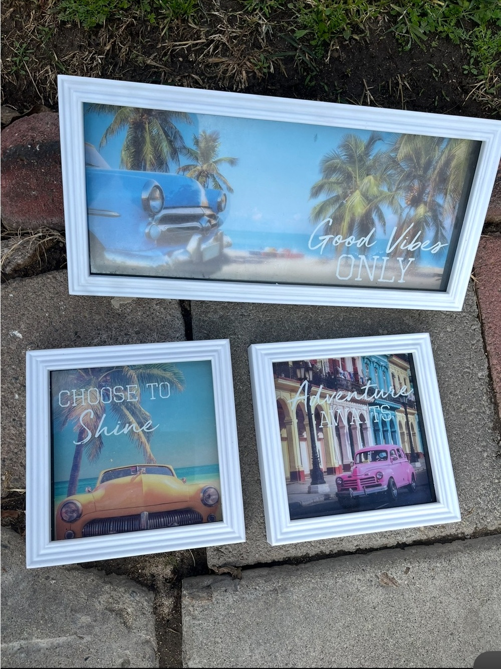Tropical vintage wall decor